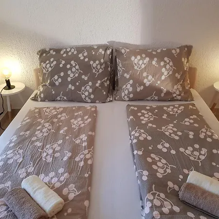 Casa Nostra Ii Appartement *