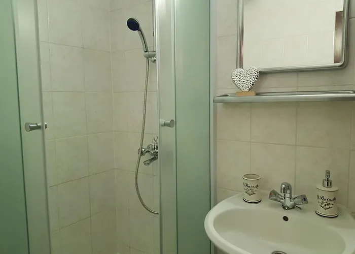Casa Nostra Ii *