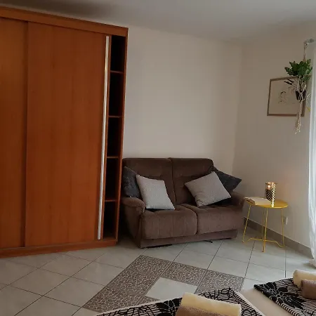 Casa Nostra Ii *