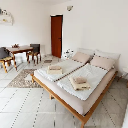 Casa Nostra Ii Apartment *