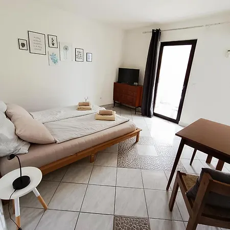 Casa Nostra Ii Apartment Funtana